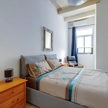 Stylish 2br In By Buena Vista Appartamento La Valletta