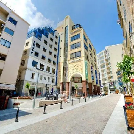 Stylish 2br In *